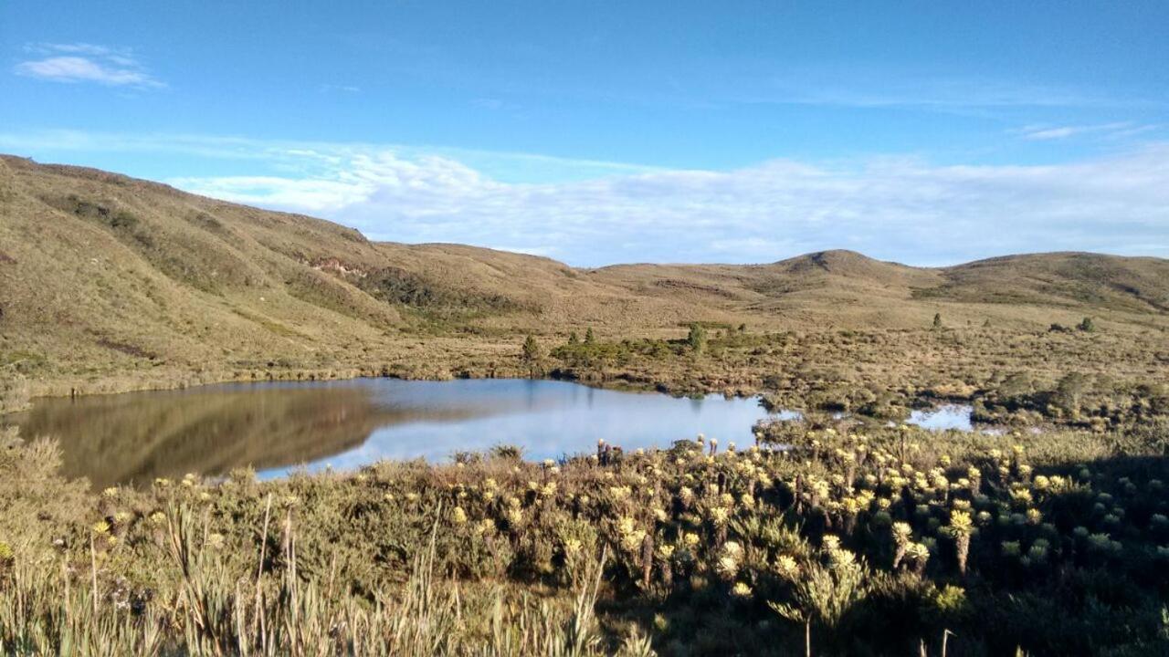 Вілла Amonita Casa Campestre, Via Tunja Paipa Екстер'єр фото